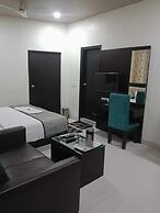 Hotel Mandakini Lush