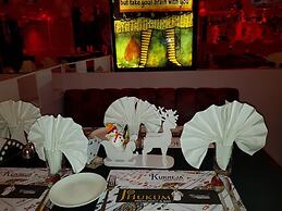 Hotel Mandakini Lush