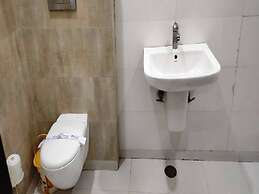 Hotel Mandakini Lush