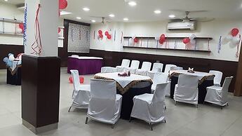 Hotel Mandakini Plaza