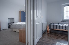 Cambrian Cottage - 3 Bed Cottage - Tenby