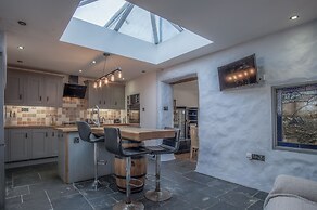 Cambrian Cottage - 3 Bed Cottage - Tenby