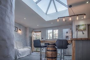 Cambrian Cottage - 3 Bed Cottage - Tenby