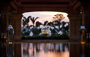 Wanda Reign Resort & Villa Haitang Bay