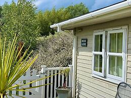 Holiday Lettings Beech Lodge - Stunning 6-bed King