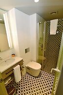 The Row Taksim Hotel