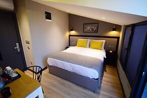 The Row Taksim Hotel