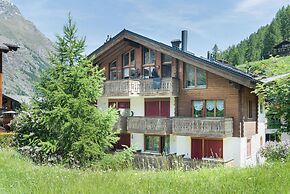 Haus Bärgbach by Zermatt Premium Apartments