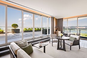 Mumian Chengdu Dong'an Lake