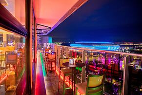 Mumian Chengdu Dong'an Lake