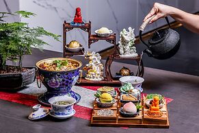 Mumian Chengdu Dong'an Lake