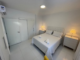SALVADOR 3 QUARTOS ONDINA FRENTE A PRAIA