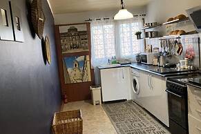 Oheneba Tema - Luxury Hot -tub Retreat With Wi-fi