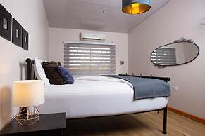 Oheneba Tema - Luxury Hot -tub Retreat With Wi-fi