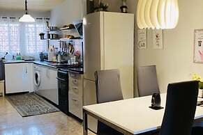 Oheneba Tema - Luxury Hot -tub Retreat With Wi-fi