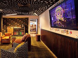 Mama Shelter Paris La Défense