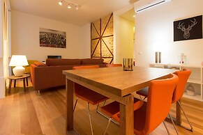 Downtown Prestige by Homing