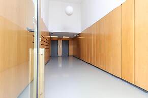 Modern Bright Avenidas Novas by Homing