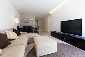 Expo River Side by Homing