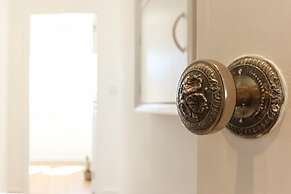 Marques Premium I by Homing