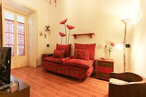 RED Almirante by Homing