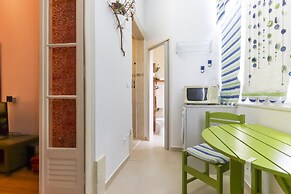 RED Almirante by Homing