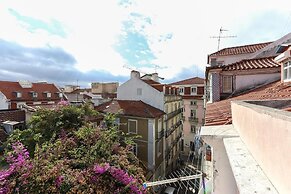 Bairro Alto Views by Homing