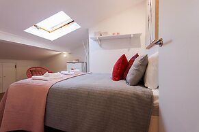 Bairro Alto Experience by Homing