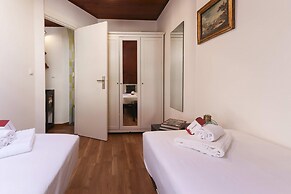 Estrela Design by Homing