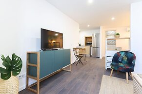 Benfica Apartments II by Homing