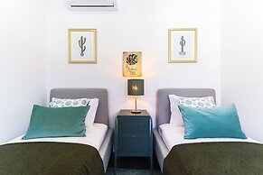 Benfica Apartments III by Homing