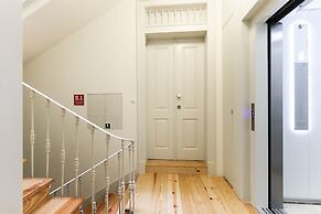 Downtown Santa Justa by Homing