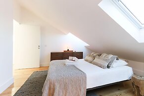 Marques DE Pombal Duplex With Terrace by Homing