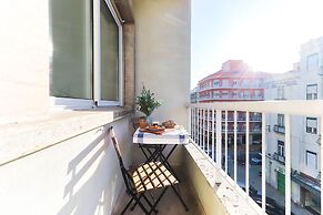 Almirante Balcony by Homing