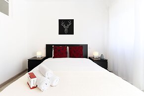 Almirante Balcony by Homing