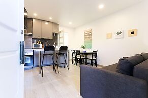 Almirante Balcony by Homing