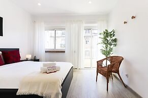 Almirante Balcony by Homing