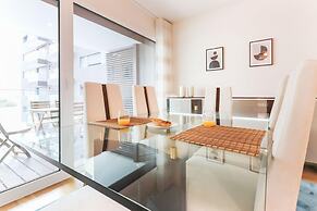 Benfica Prime Terrace by Homing