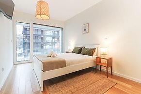 Benfica Prime Terrace by Homing