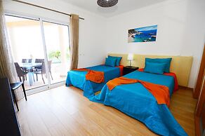 Duma in Albufeira With 4 Bedrooms and 4 Bathrooms