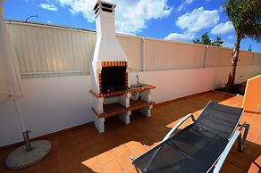 Duma in Albufeira With 4 Bedrooms and 4 Bathrooms