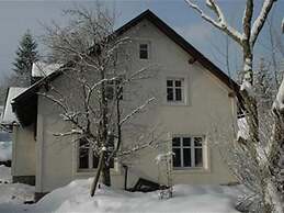 Mlade Buky Kjh348 in Mlad Buky