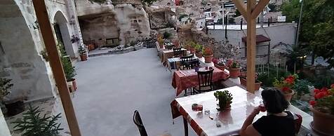 Cappadocia Deep Cave House