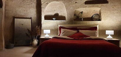 Cappadocia Deep Cave House