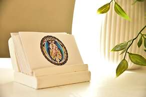 IDOMENEAS APARTMENTS