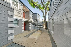 Stylish 2BR Near UT Hyde Park Evonify