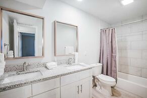 Cozy 2BR Near UT Hyde Park Evonify