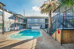 Modern 1BR Near UT Hyde Park Evonify