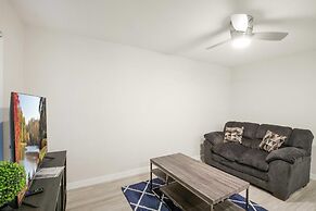Modern 1BR Near UT Hyde Park Evonify