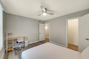 Cozy 2BR Near UT Hyde Park Evonify